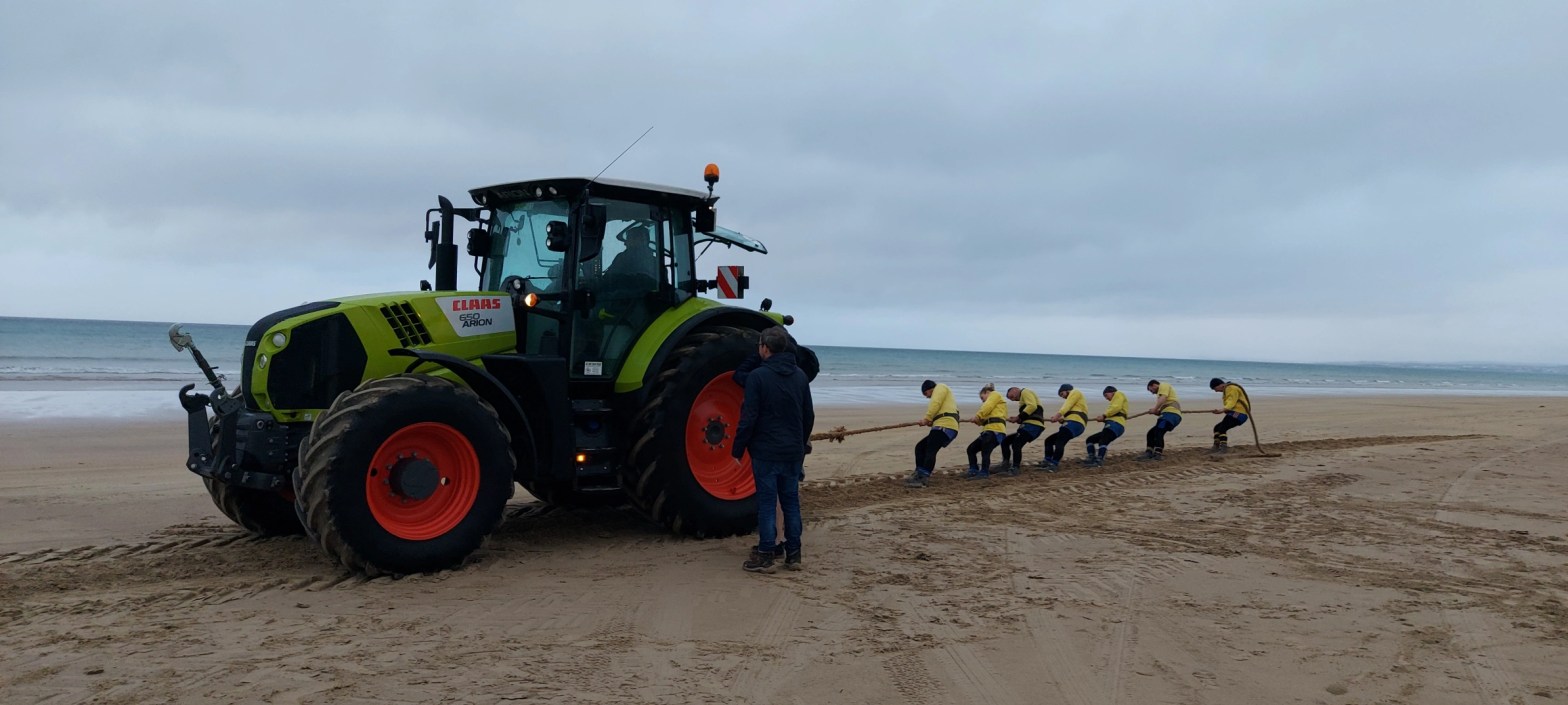 Alleycats TV film Garvagh & Bancran on the&nbsp;beach!